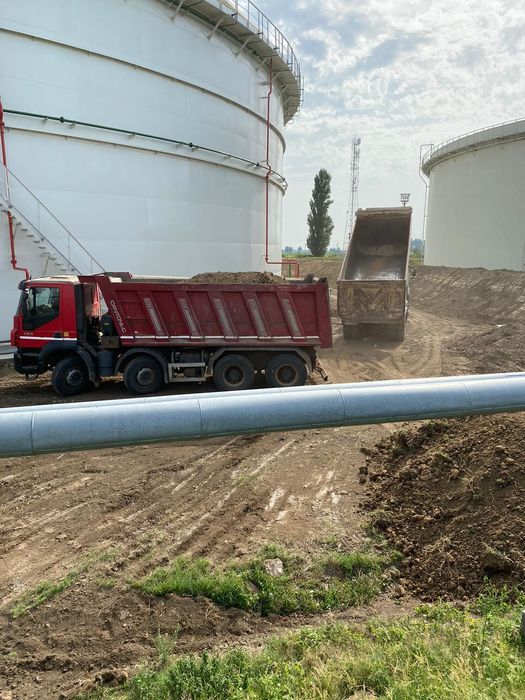 Deszapezire buldoexcavator volă  bobcat