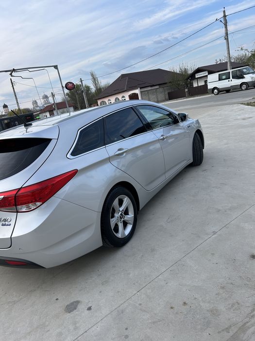 HYUNDAI i40 2013 — imagine 5