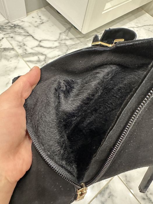 Замшевые ботильоны 36 размер