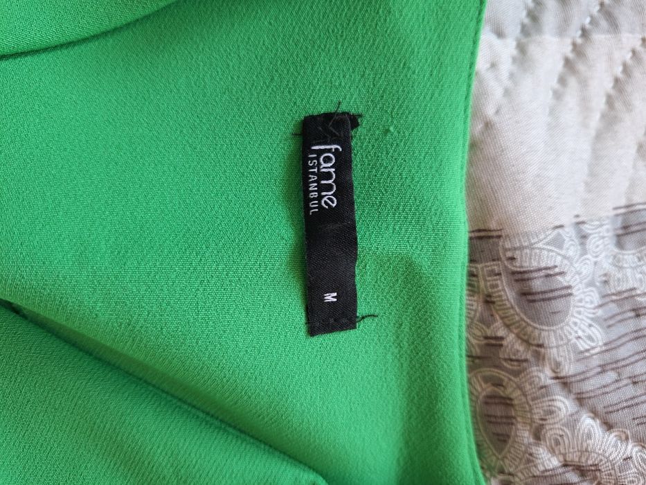 Дамска    стилна   рокля