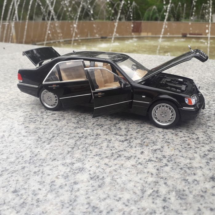 Мерседес S320 и Mersedes E 300