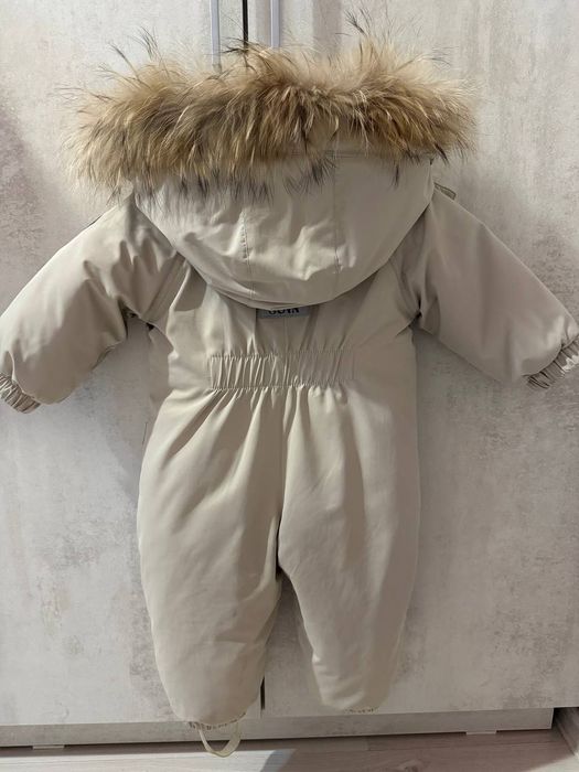 Продам комбинезоны детские