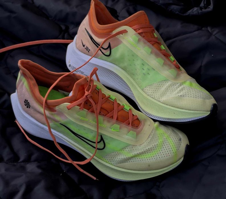 Nike Zoom Fly 3 Rise оригинални дамски сникърси 38,5 номер