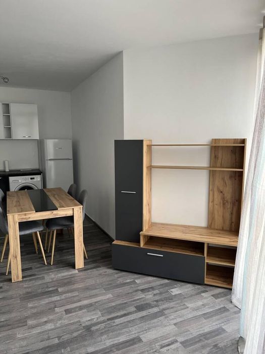 Дава се под наем Двустаен апартамент в Бургас, Изгрев - 62 кв.м за 484.5 € - Снимка #3