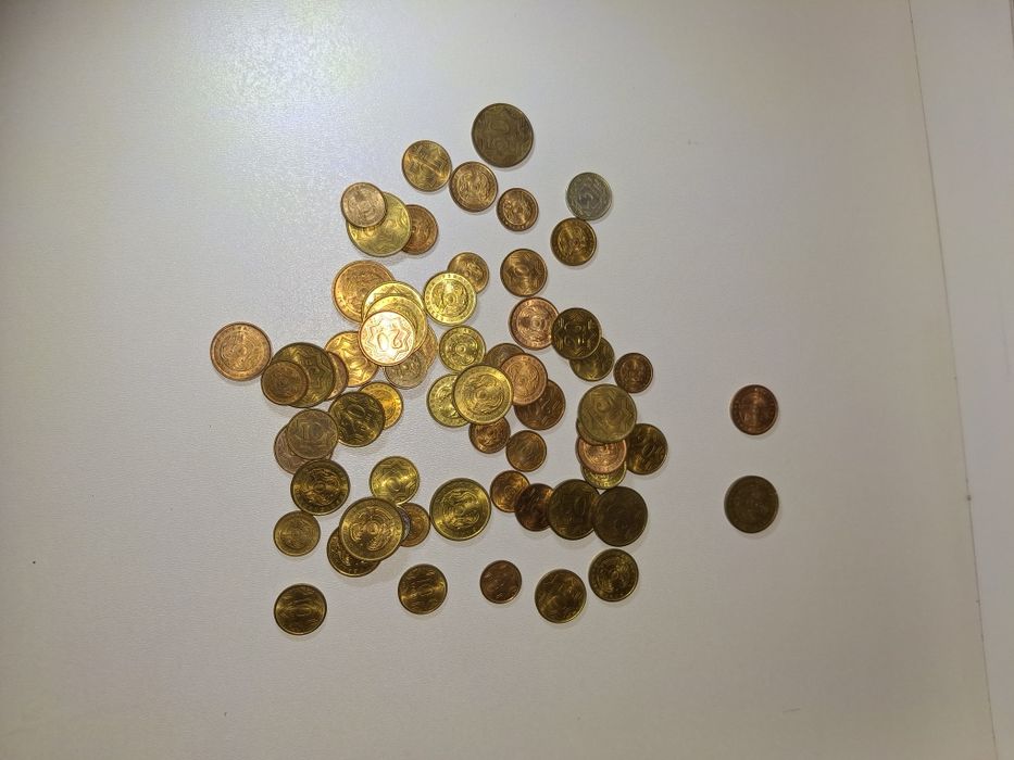 Монеты более 500 штук цена договорная