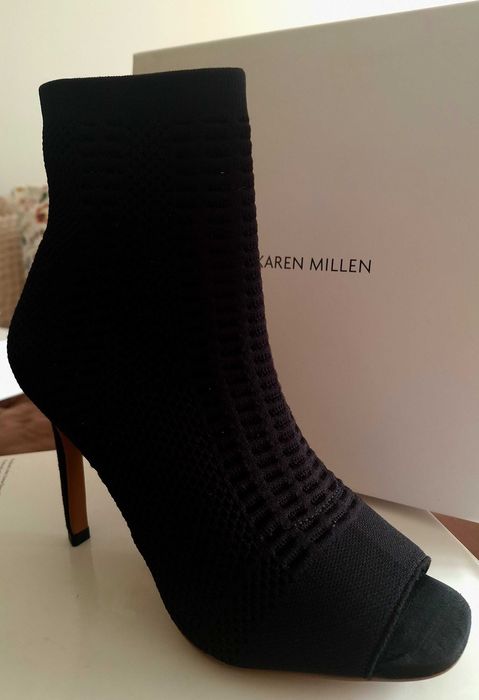 Eлегантни отворени обувки  на висок ток - KAREN MILLAN (39 номер)