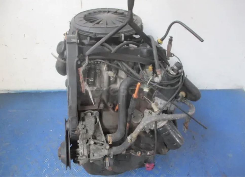 Двигатель Пасат 1.8