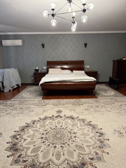 Срочно!! Лабзак Продается дом 3.7 соток.