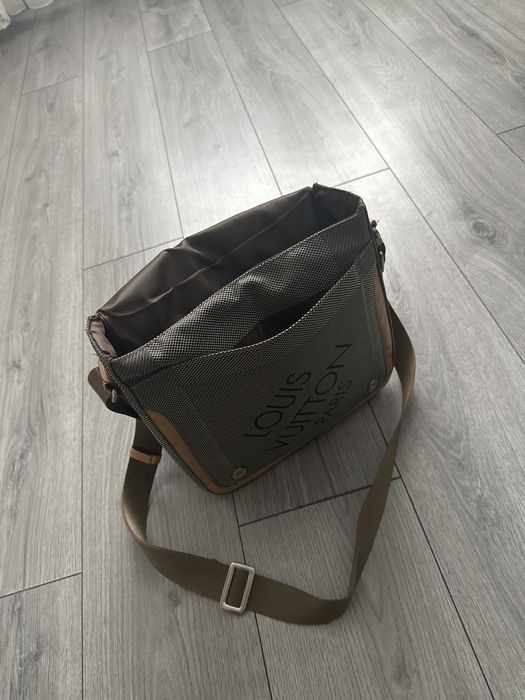 Geanta Louis Vuitton