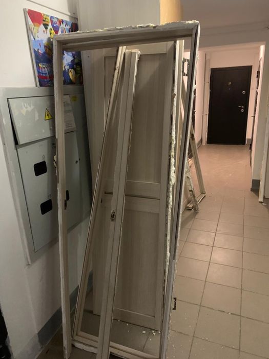 Продам межкомнатные двери