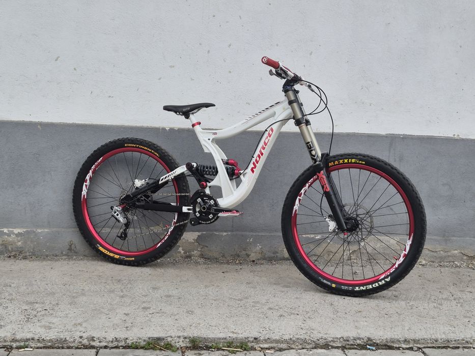 Vand Norco Team 2011 / Downhil / Bicicleta