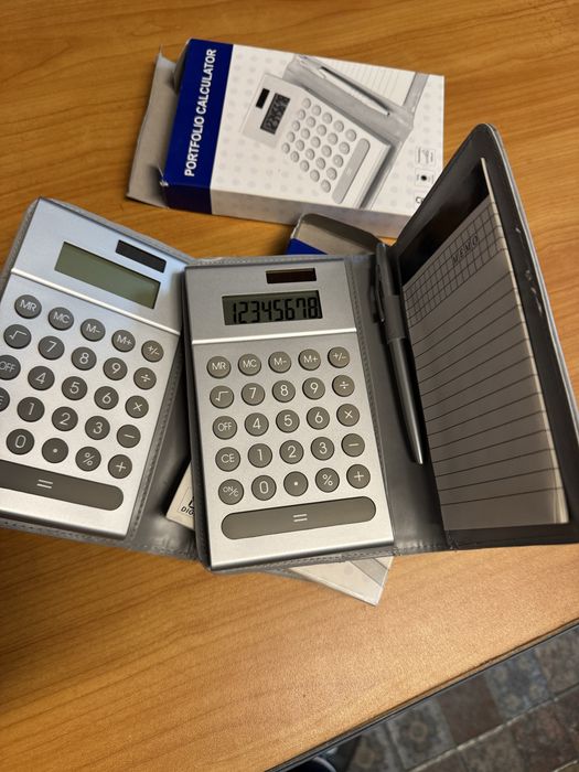 Set calculator de buzunar