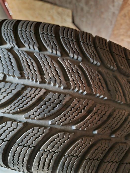 Jante aliaj R16 Ford 5x108 cu anvelope de iarna Debica Frigo 205/55/16