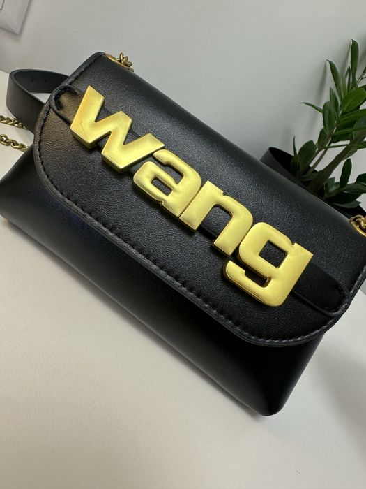Geanta Wang noua