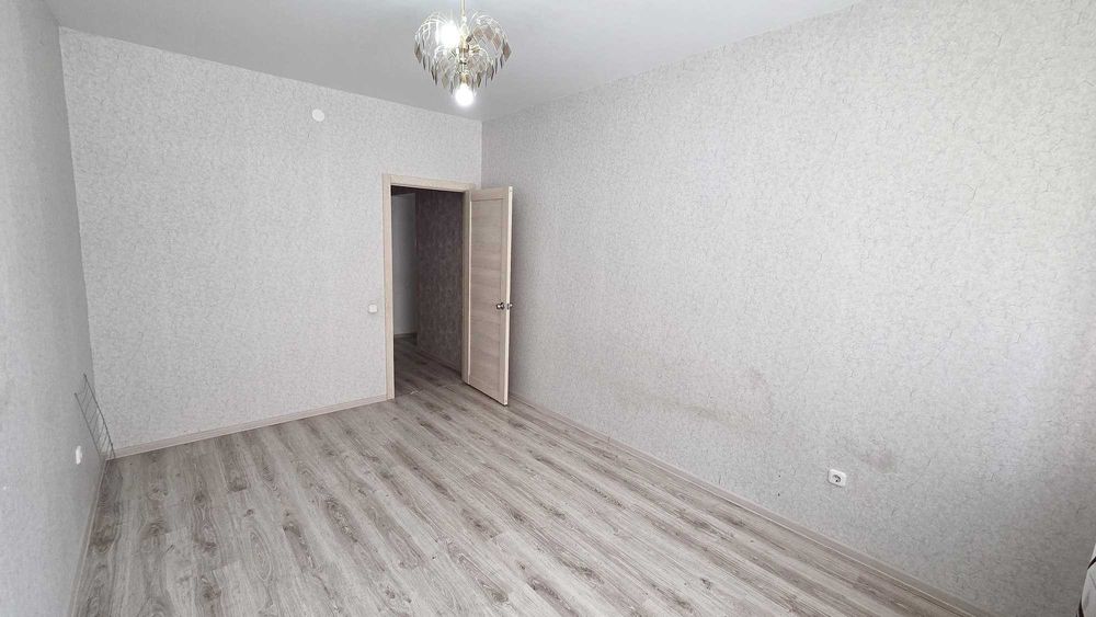 2к.мкр Береке 61кв.  на 2 этаже