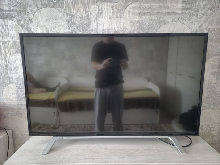 Телевизор TOSHIBA