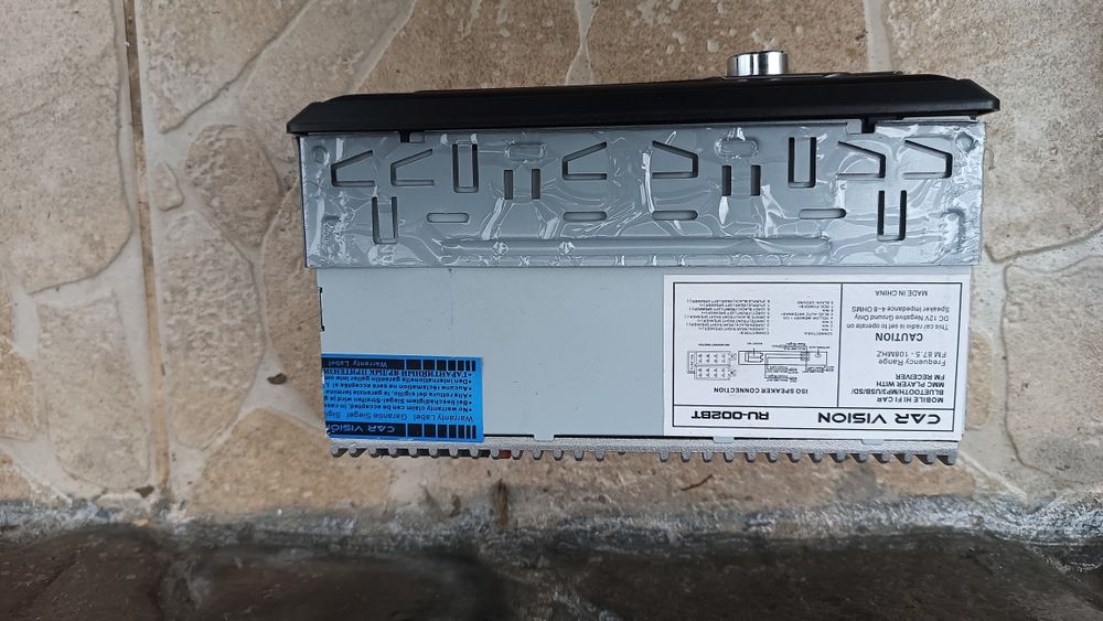 MP3 player cu usb radioSD bloototh telecomanda volan,cameră marsharier