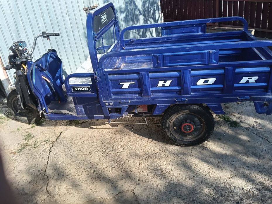 Vând Triciclu electric