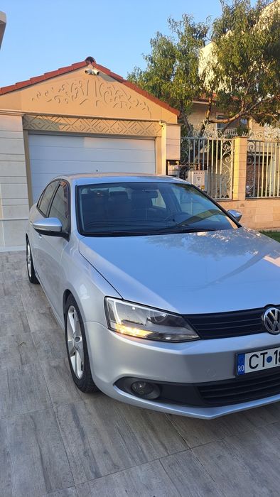 Vand Vw Jetta An 2012