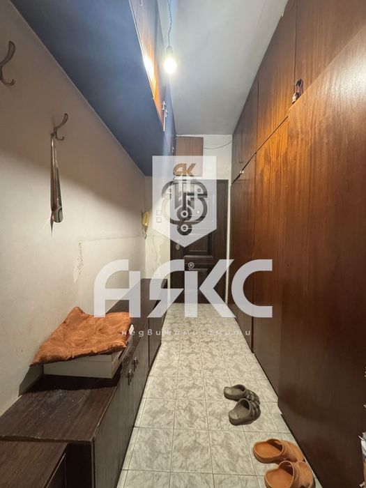 Продава се Двустаен апартамент в София, Люлин 7 - 65 кв.м за 2308 €/кв.м - Снимка #9