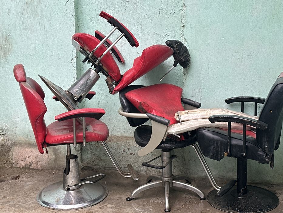 Кресло сотилади бу сартарошхонаники