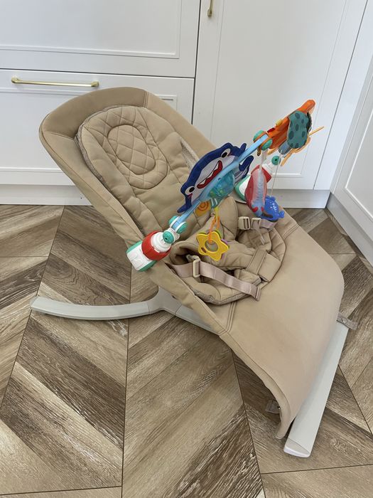 Продам детский шезлонг