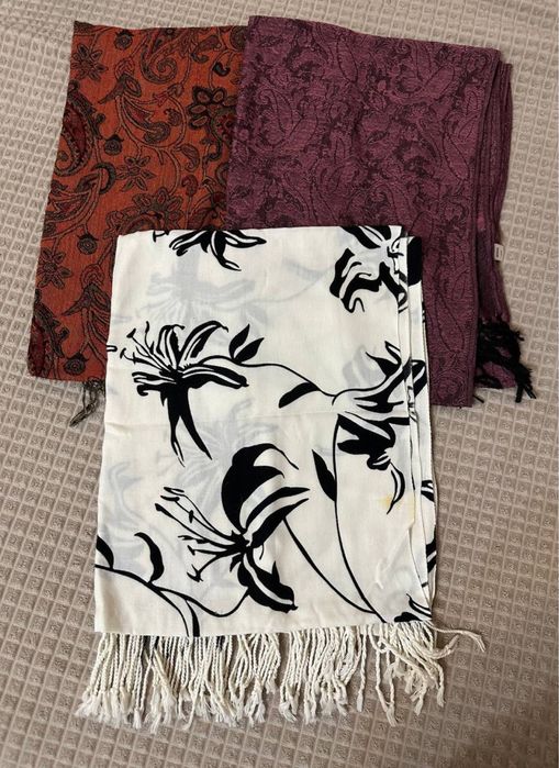 Шарфы, платки женские