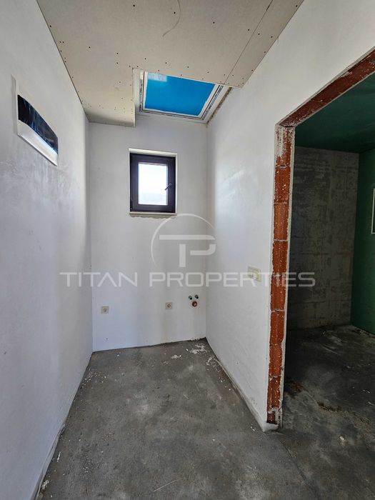 Продава се Къща в с. Брестник, Област Пловдив - 175 кв.м за 1772 €/кв.м - Снимка #12