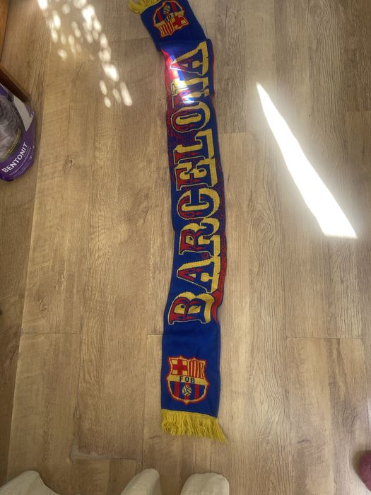 Шарф с атрибутикой  Barcelona