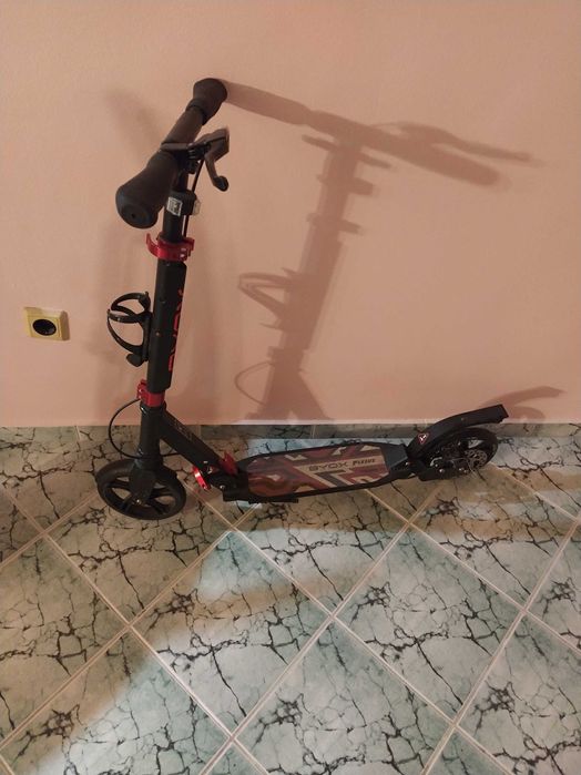 Тротинетка BYOX с предна и задна спирачка и държач за бутилка