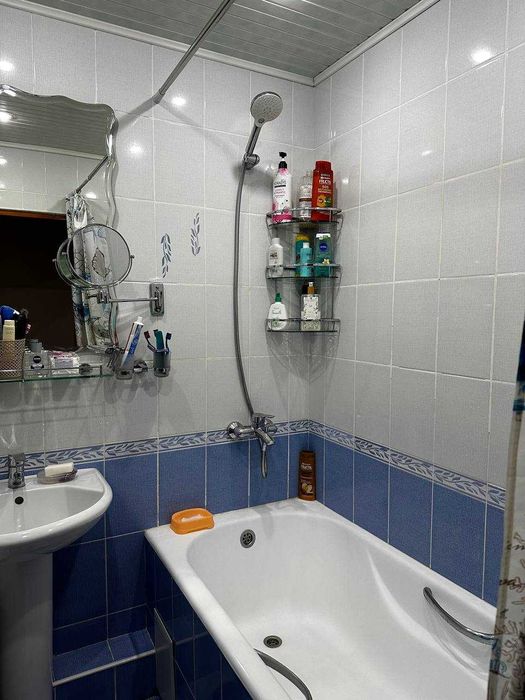 Продается 3-х комнатная квартира на Юнус-Абадском районе