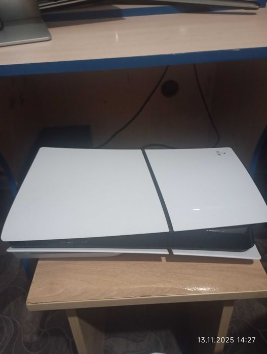 Продаю playstation 5 slim