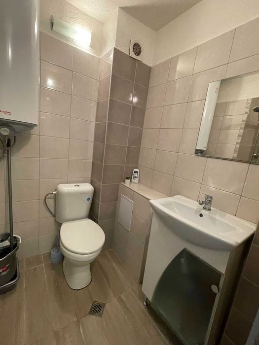 Дава се под наем Едностаен апартамент в София, Център - 21 кв.м за 430 € - Снимка #3