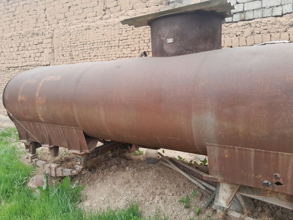 Zil suv bochkasi holati ideal aniq oladigonlar murojat qisin