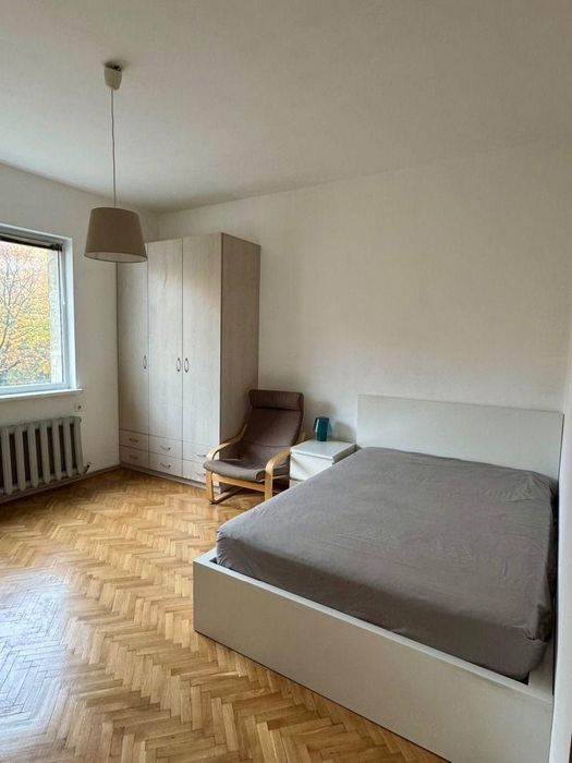 Дава се под наем Тристаен апартамент в София, Лозенец - 90 кв.м за 820 € - Снимка #4