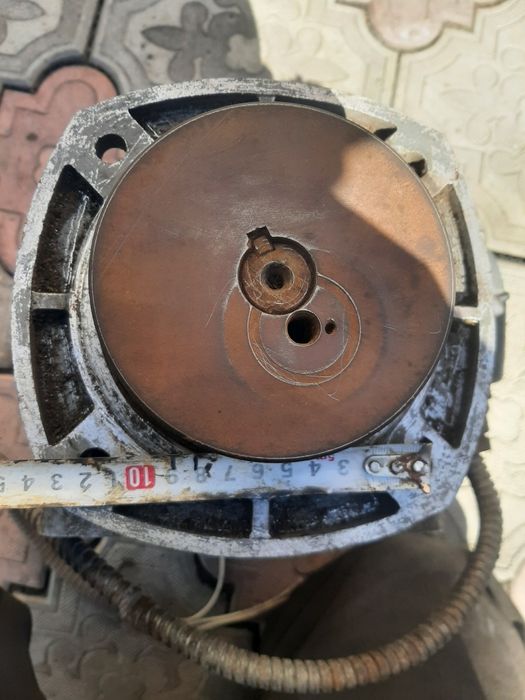 Электродвигатель, электро-двигатель