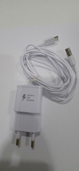 Incarcator fast charging cu cablu USB C