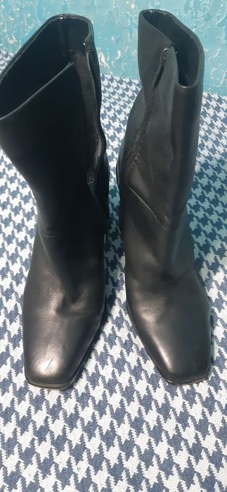 Ботинки 42р кожанные