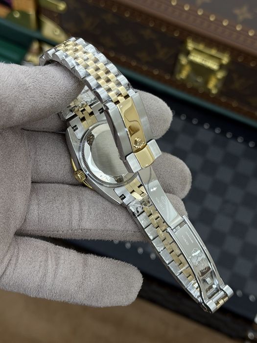 Rolex Date-Just Diamond 31mm Champagne