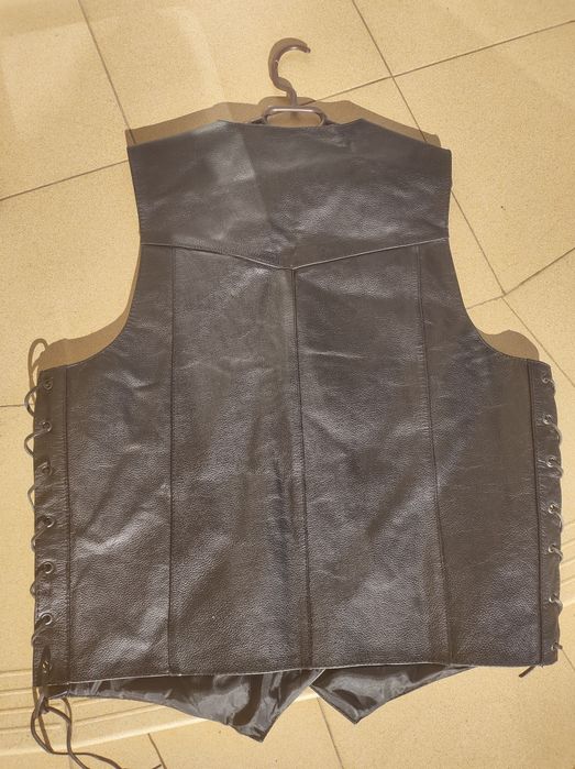 Рокерски елек от естествена кожа