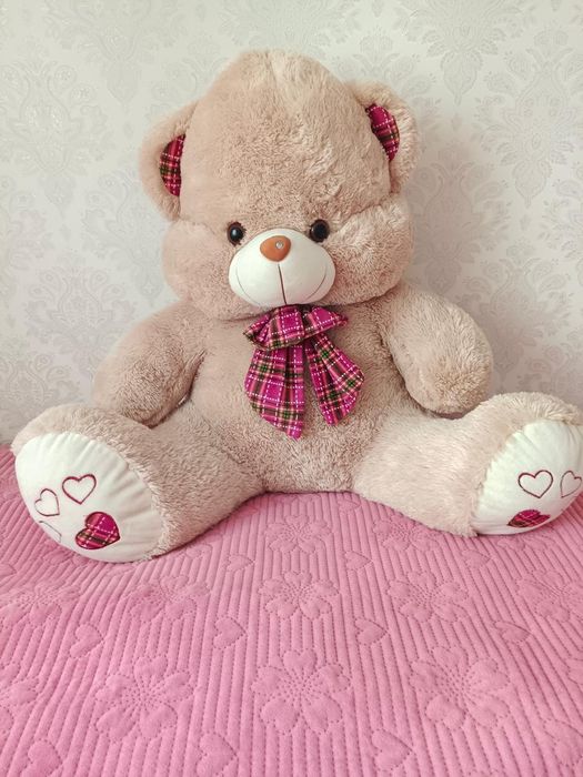 Большая мишка игрушка