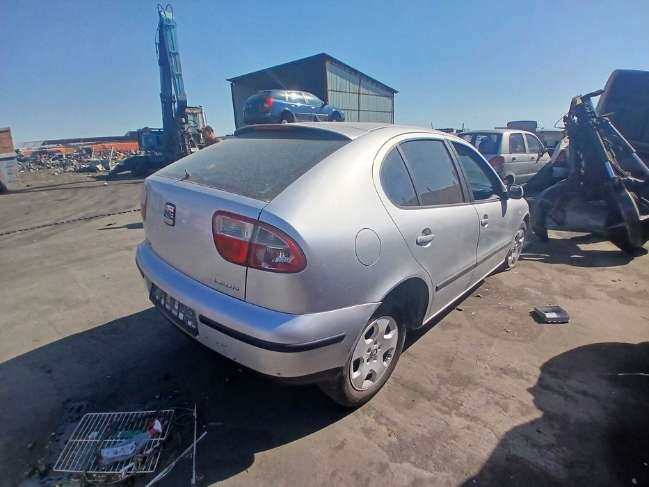 Dezmembrez seat leon 1m