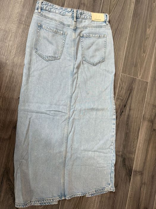 Fusta de blugi Stradivarius