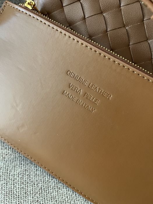 Дамска кожена чанта