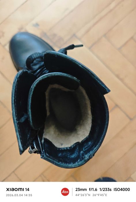 Vând gete stare foarte buna piele