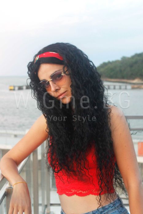 Дълга черна къдрава лейс фронт перука Камелия