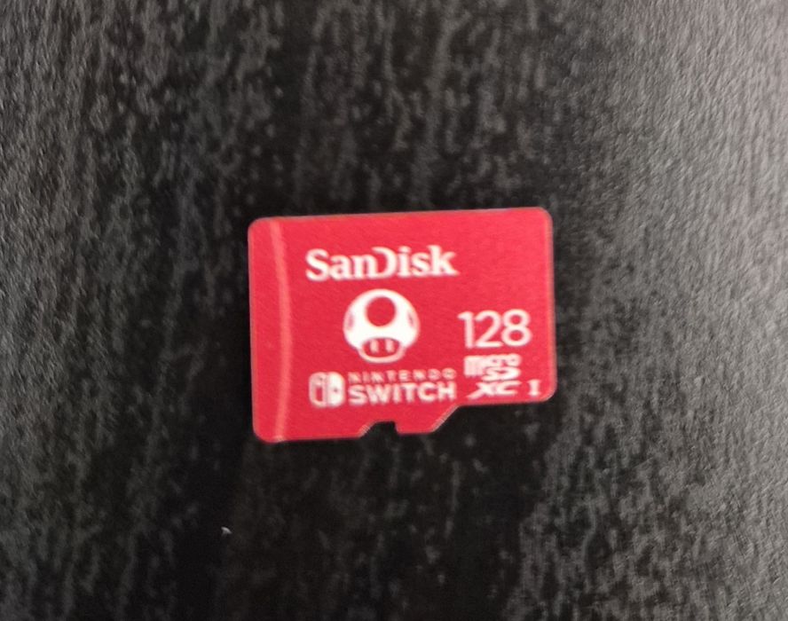 Конзола Nintendo Switch – OLED, Черно-бял с консумативи и Гаранция!