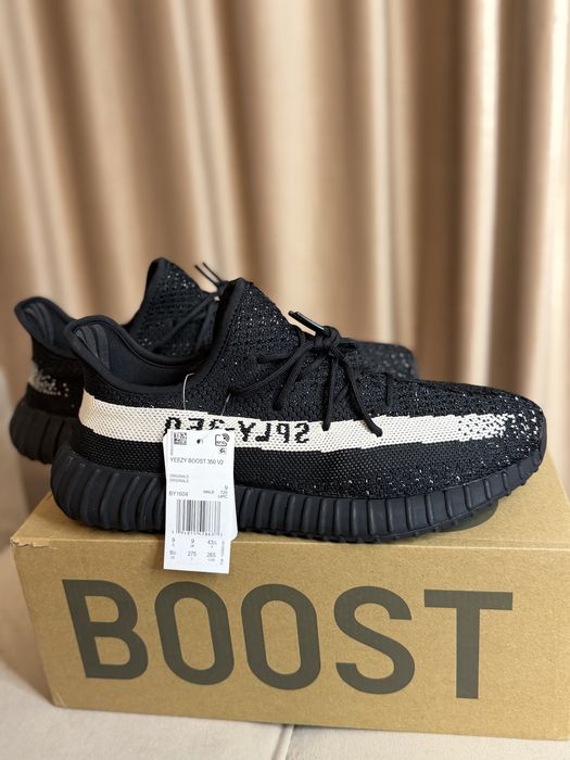 Adidas Yeezy Boost 350 V2 Black White – NOI – 350 lei
