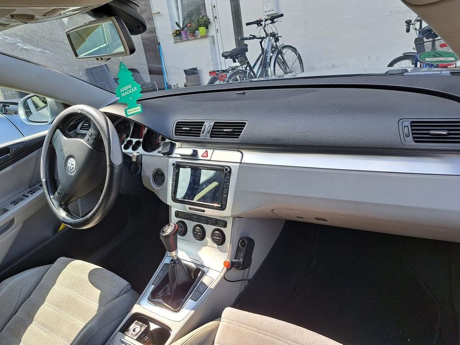 Vând passat b6 C3 an 2007 kilometri 280000