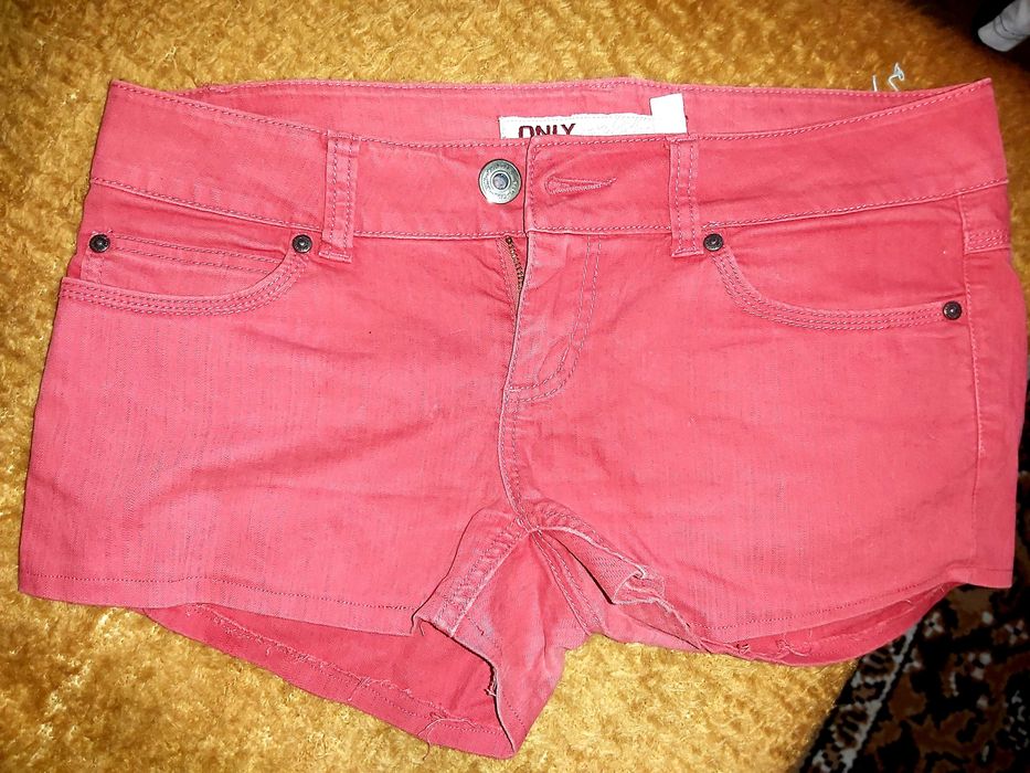 Дамски къси гащи